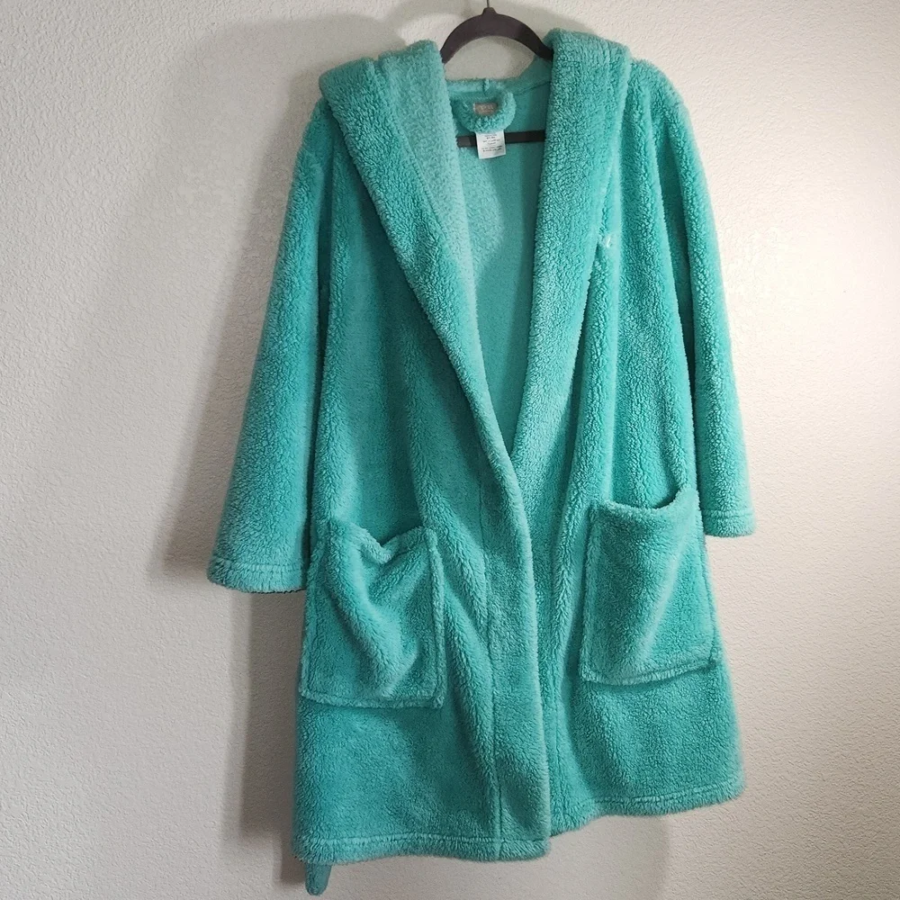 Pottery Barn teen robe,‎ one size